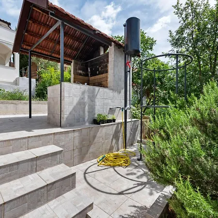 Апартаменты Lovely In Maslenica With Terrace